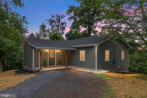 168 Dungadin Rd, Front Royal, VA, 22630-5004 | Card Image