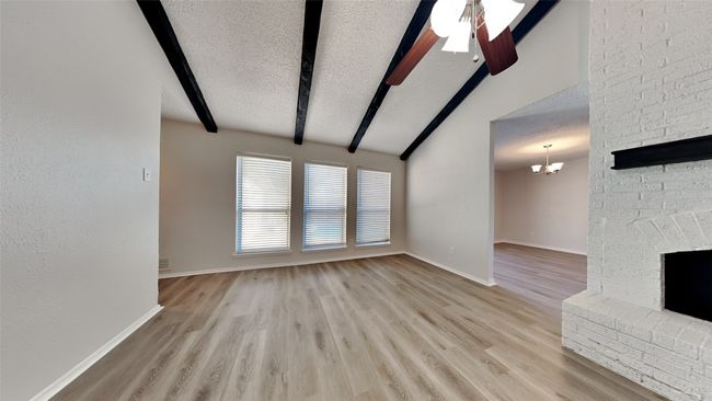 1613 Chesterfield Dr, House other with 3 bedrooms, 2 bathrooms and null parking in Carrollton TX | Image 9