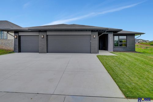 9332 S 86th St, Lincoln, NE, 68516-9517 | Card Image