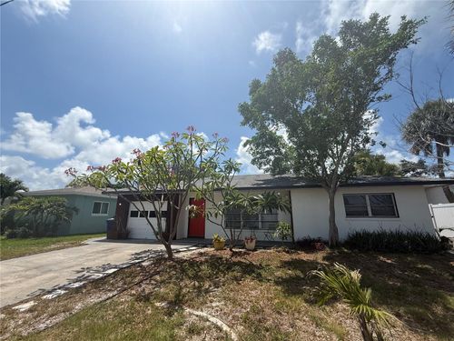 414 86th Ave, St Pete Beach, FL, 33706-1533 | Card Image