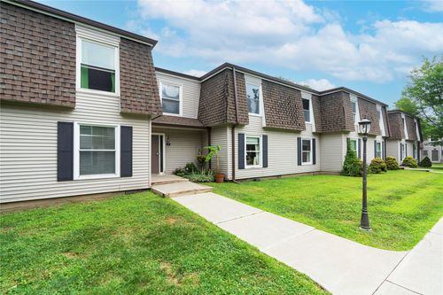 b-19 Stout Court, Poughkeepsie, NY, 12603 | Card Image