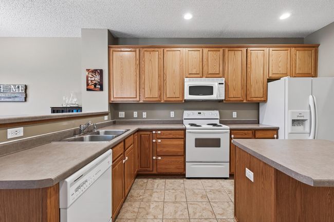 kitchen.jpg | Image 10