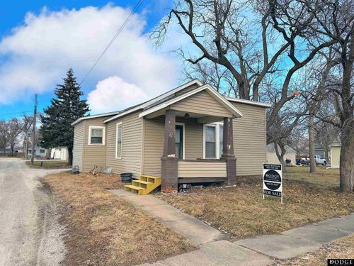 1140 E 12th St, Fremont, NE, 68025-4370 | Card Image