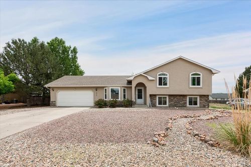 232 W Fairknoll Dr, Pueblo West, CO, 81007-6066 | Card Image