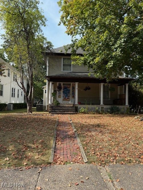 919 Sunset Ave, Zanesville, OH, 43701-3035 | Card Image