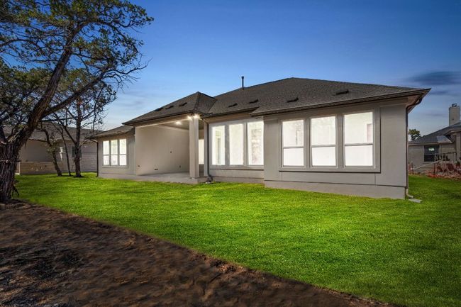 Rear of home and private back yard | Image 23