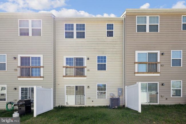 36097 Fawn Ln, Townhouse with 3 bedrooms, 3 bathrooms and null parking in LOCUST GROVE VA | Image 23