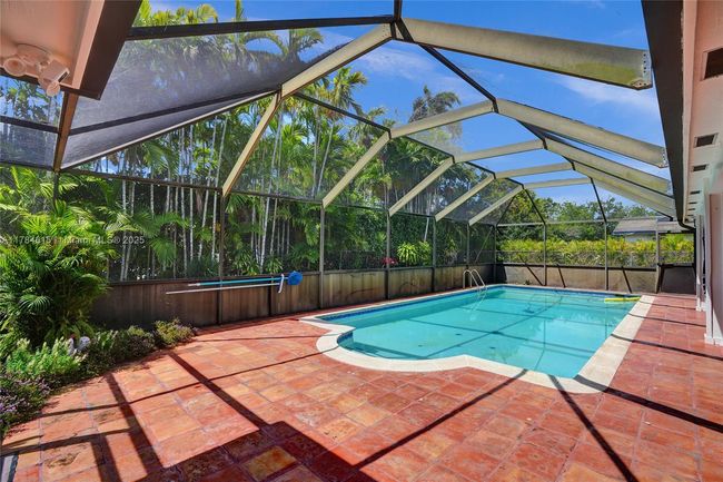 7360 Sw 120 Th St, House other with 4 bedrooms, 2 bathrooms and null parking in Pinecrest FL | Image 46