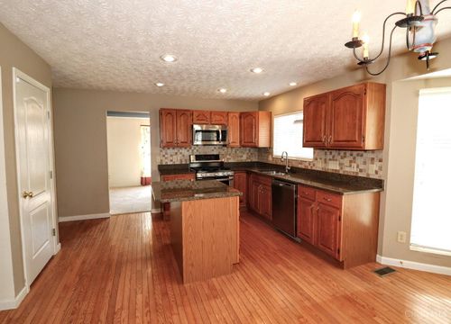 5981 Birkdale Dr, West Chester, OH, 45069-4972 | Card Image