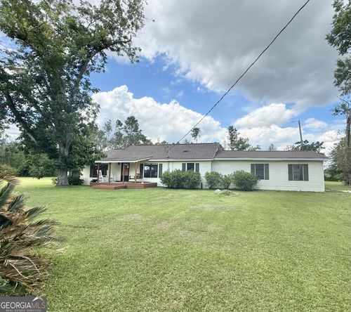 3439 E River Rd, Lumber City, GA, 31549-2845 | Card Image