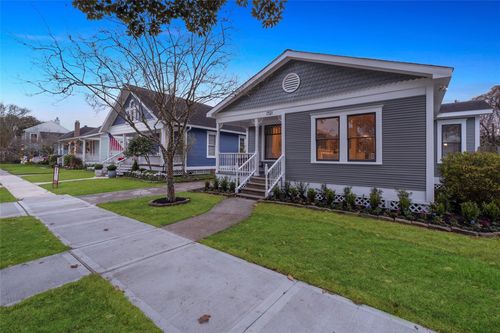 1321 Harvard Street, Houston, TX, 77008 | Card Image