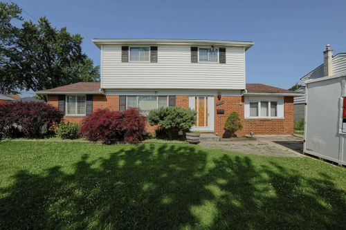 39533 Spalding Drive, Sterling Heights, MI, 48313 | Card Image