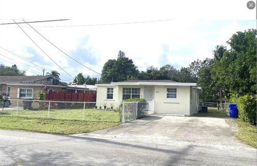 1512 N 58th Avenue, Hollywood, FL, 33021 | Card Image
