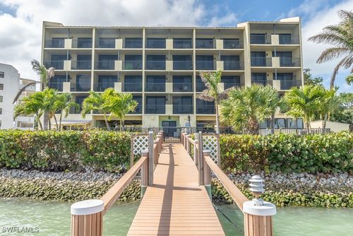 301-10 Tampa Pl, MARCO ISLAND, FL, 34145-2136 | Card Image