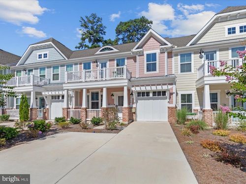 22198 Dune Cir, MILLSBORO, DE, 19966-7165 | Card Image