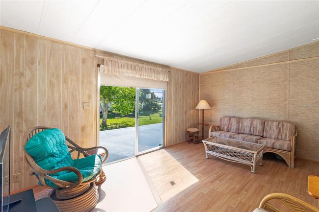 4609 10 Th Street Ct E, House other with 2 bedrooms, 2 bathrooms and null parking in ELLENTON FL | Image 11