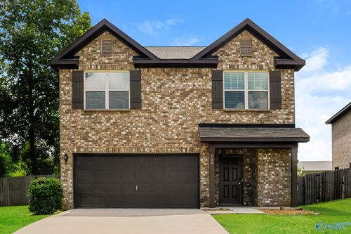 138 Winstead Cir, Owens Cross Roads, AL, 35763-7816 | Card Image