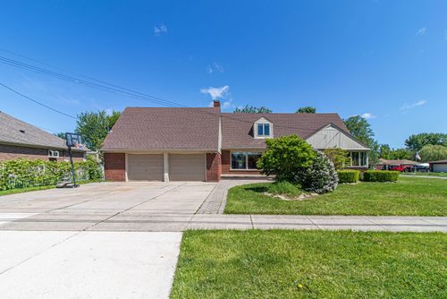 30007 Maison St, Saint Clair Shores, MI, 48082-1612 | Card Image