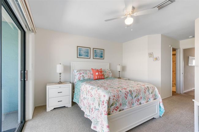 14 - 901 Gulf Dr S, Condo with 2 bedrooms, 2 bathrooms and null parking in Bradenton Beach FL | Image 25
