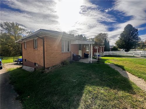 750 Weirich Ave, Washington, PA, 15301-2446 | Card Image