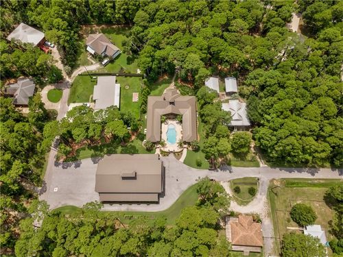 137 Fort Louis Ct, Dauphin Island, AL, 36528-4518 | Card Image