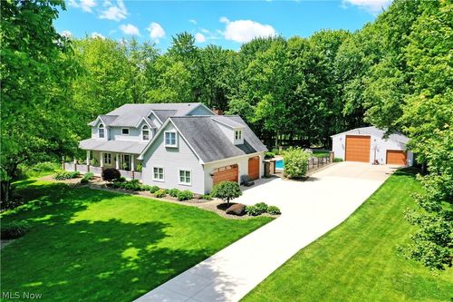 6752 Brookhollow Dr Sw, Warren, OH, 44481-8645 | Card Image
