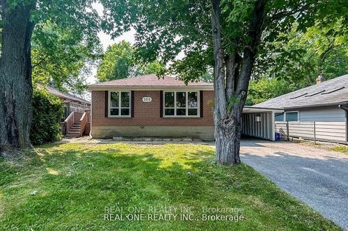 105 Aurora Heights Dr, Aurora, ON, L4G2X1 | Card Image