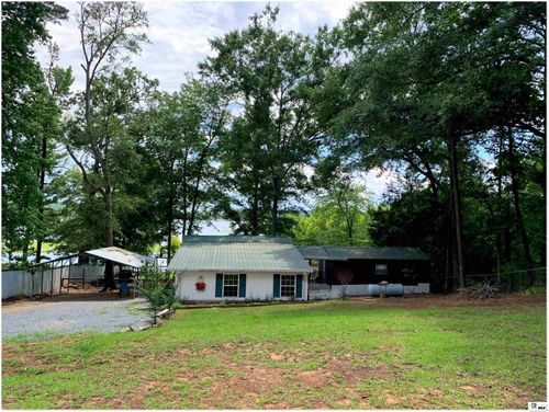 572 Masonic Rd, Farmerville, LA, 71241-8254 | Card Image