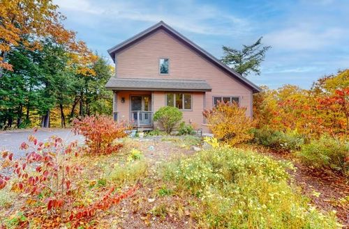 84 Juniper Ridge Rd, Gilford, NH, 03249-7896 | Card Image