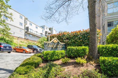 104-3363 Glasgow Ave, Saanich, BC, V8X1M5 | Card Image