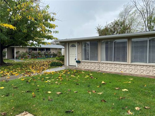 13250 Fairfield Ln, Seal Beach, CA, 90740-6805 | Card Image