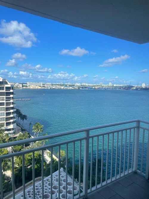 apt-1511-770 Claughton Island Dr, Miami, FL, 33131-2630 | Card Image