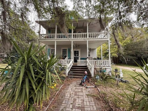 324 N Walnut St, Starke, FL, 32091-3229 | Card Image