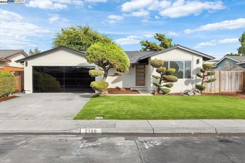 2108 Dalton Way, Union City, CA, 94587-3223 | Card Image