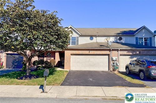 1390 Hawthorn Dr, Forks Twp, PA, 18040-5832 | Card Image