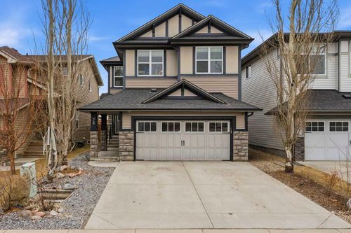 78 Hillcrest St Sw, Airdrie, AB, T4B0Y7 | Card Image