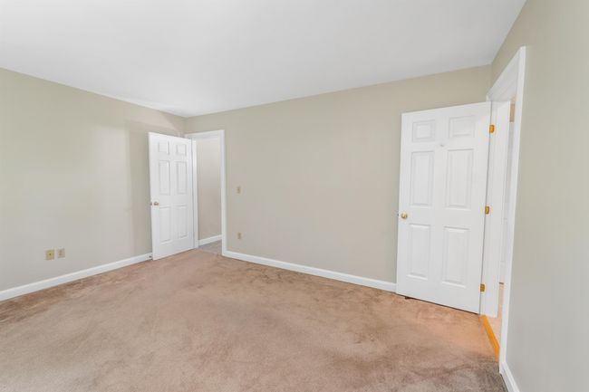 9 Peninsula Dr, Condo with 2 bedrooms, 3 bathrooms and null parking in Stratham NH | Image 33