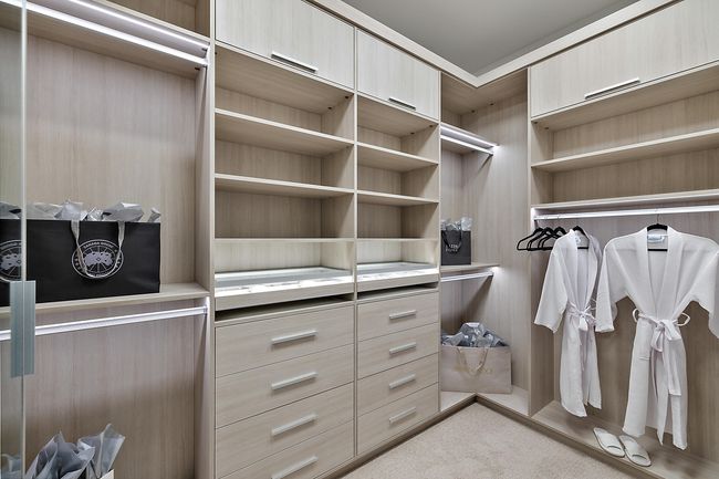 Photo is from Model. Finishes in this house will Vary. | Image 24