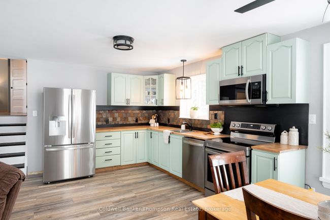 751 Old Muskoka Rd, House other with 3 bedrooms, 1 bathrooms and 4 parking in Utterson ON | Image 11
