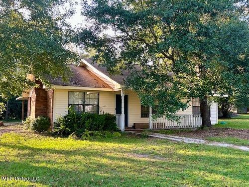 101 Greenwood Drive, Carriere, MS, 39426 | Card Image