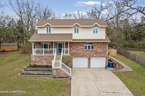1321 Hoffman Dr, Jefferson City, MO, 65101-5150 | Card Image