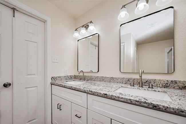 9622 Sugarblossom Ln, House other with 4 bedrooms, 2 bathrooms and 2 parking in Sugar Land TX | Image 18