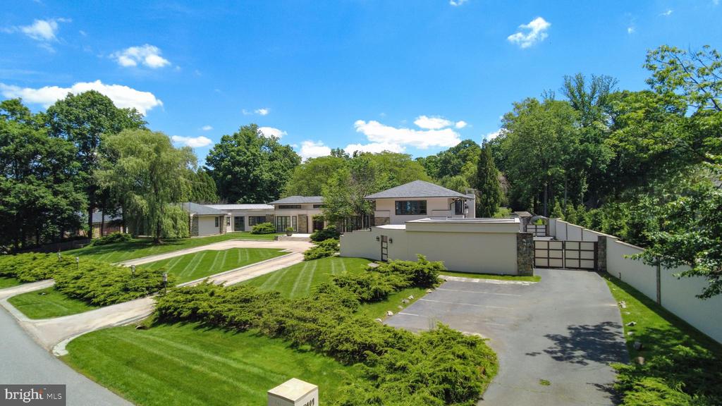 Iron Gate Rd, Potomac, MD 20854