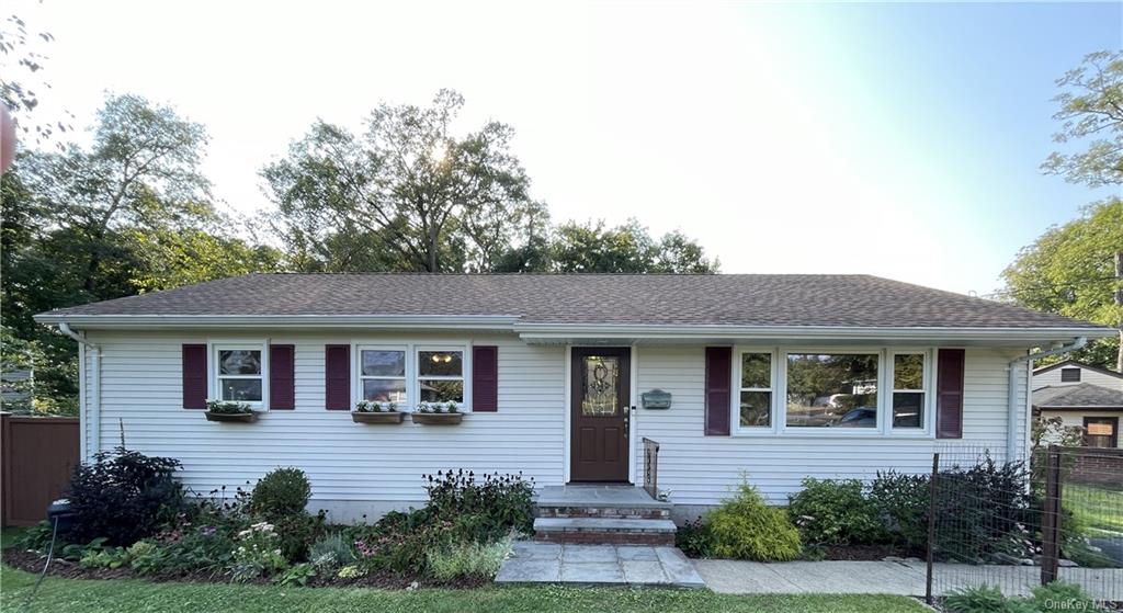 Ethan Allen Dr, Stony Point, NY 10980