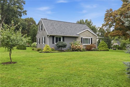 7 Madera Dr, Rochester, NY, 14624-4503 | Card Image