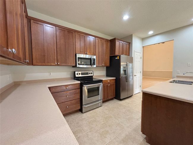 4193 Limerick Dr, House other with 3 bedrooms, 3 bathrooms and null parking in LAKE WALES FL | Image 5