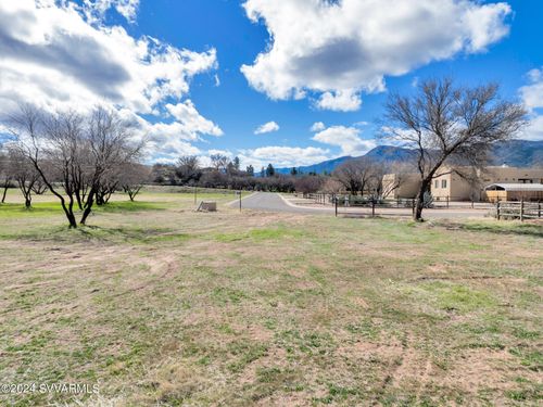 5-1086 E Amber Way, Camp Verde, AZ, 86322-7110 | Card Image
