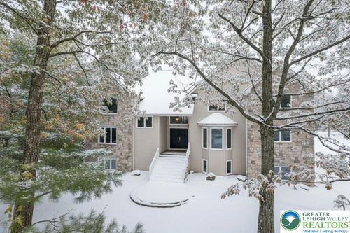 205 Osprey Way, East Stroudsburg, PA, 18302-6698 | Card Image