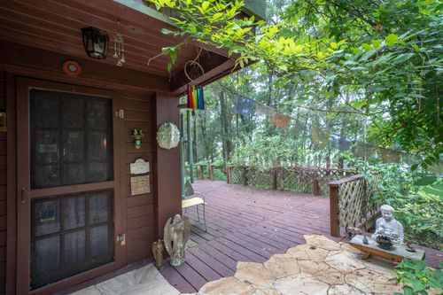 250 W Lake Dr, Hawthorne, FL, 32640-5342 | Card Image