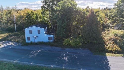 940 New Cumberland Rd, Pleasantville, NS, B0R1G0 | Card Image